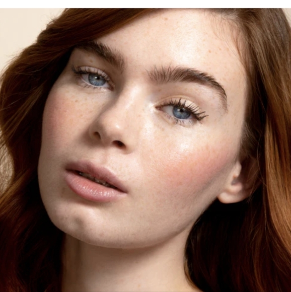 Ciaté Everyday Vacay Eye & Face Palette 12-shade bronzing, blusher & highlight - Picture 4 of 12